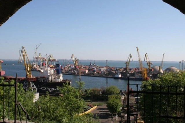 Ukrayna limanları işini bərpa etdi